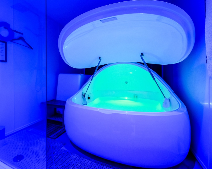 10 Float SPA Package